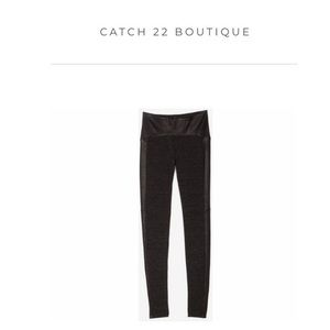Maggie Ward Ponte Leather Panel Leggings in Marble (Black) sz XS